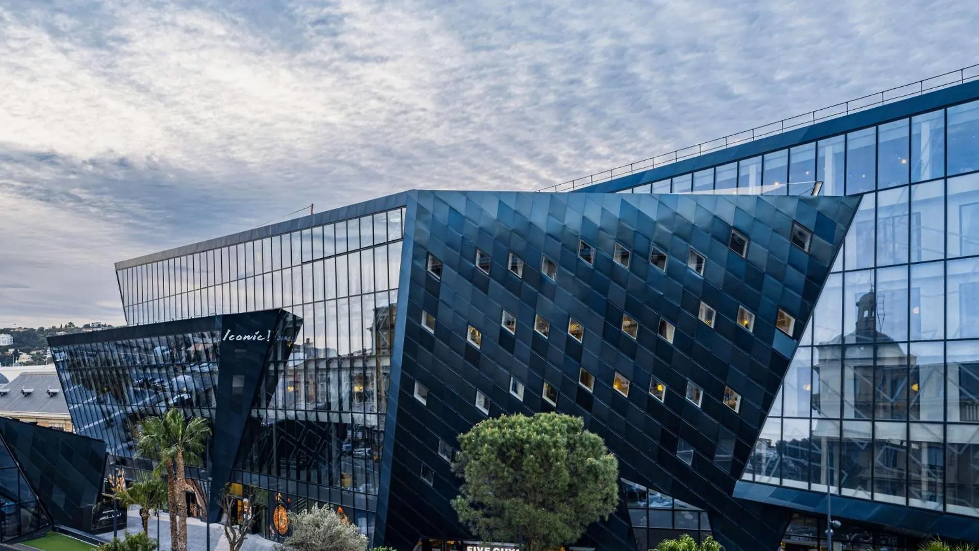 Doubletree By Hilton Nice Centre Iconic Франция