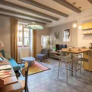  Apartment Urbain Au 2bis - France
