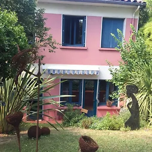  Homestay Spacieuse Dans Maison Art Deco Au Centre De France